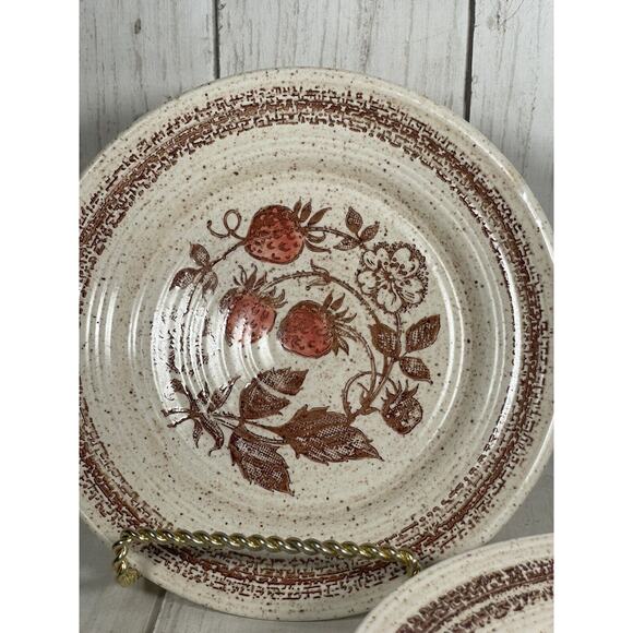 Vintage Homespun Stonecast Churchill Dessert Plates Wild Strawberry Set 4 - Picture 2 of 5